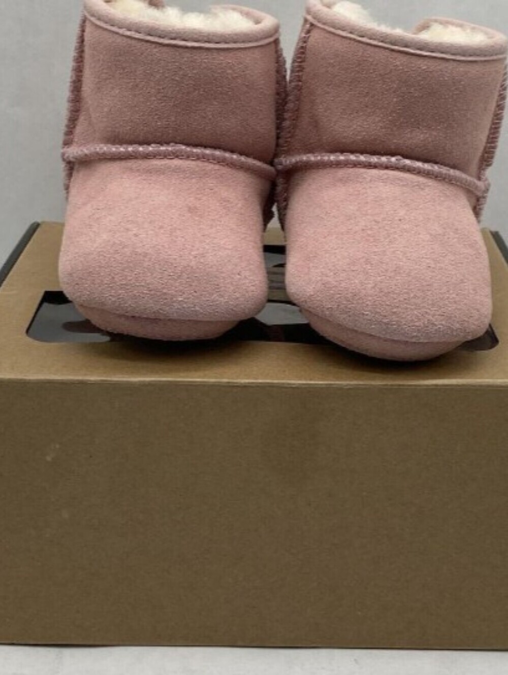 UGG® Baby Girls' Jesse Bow II Booties Size Small 2/3 NIB MSRP $75 - Picture 5 of 13